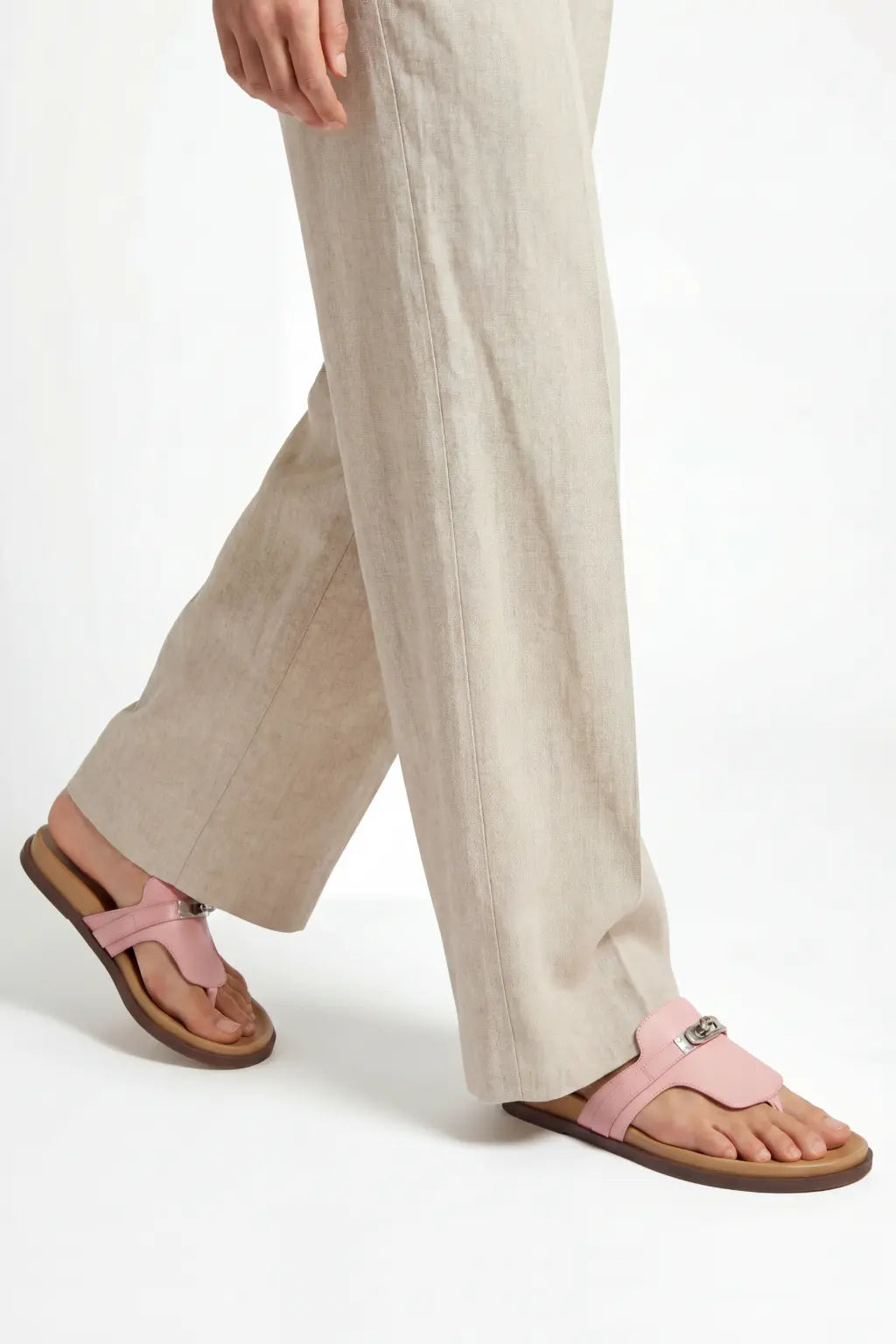 Vittoria Buckle Sandal Rose
