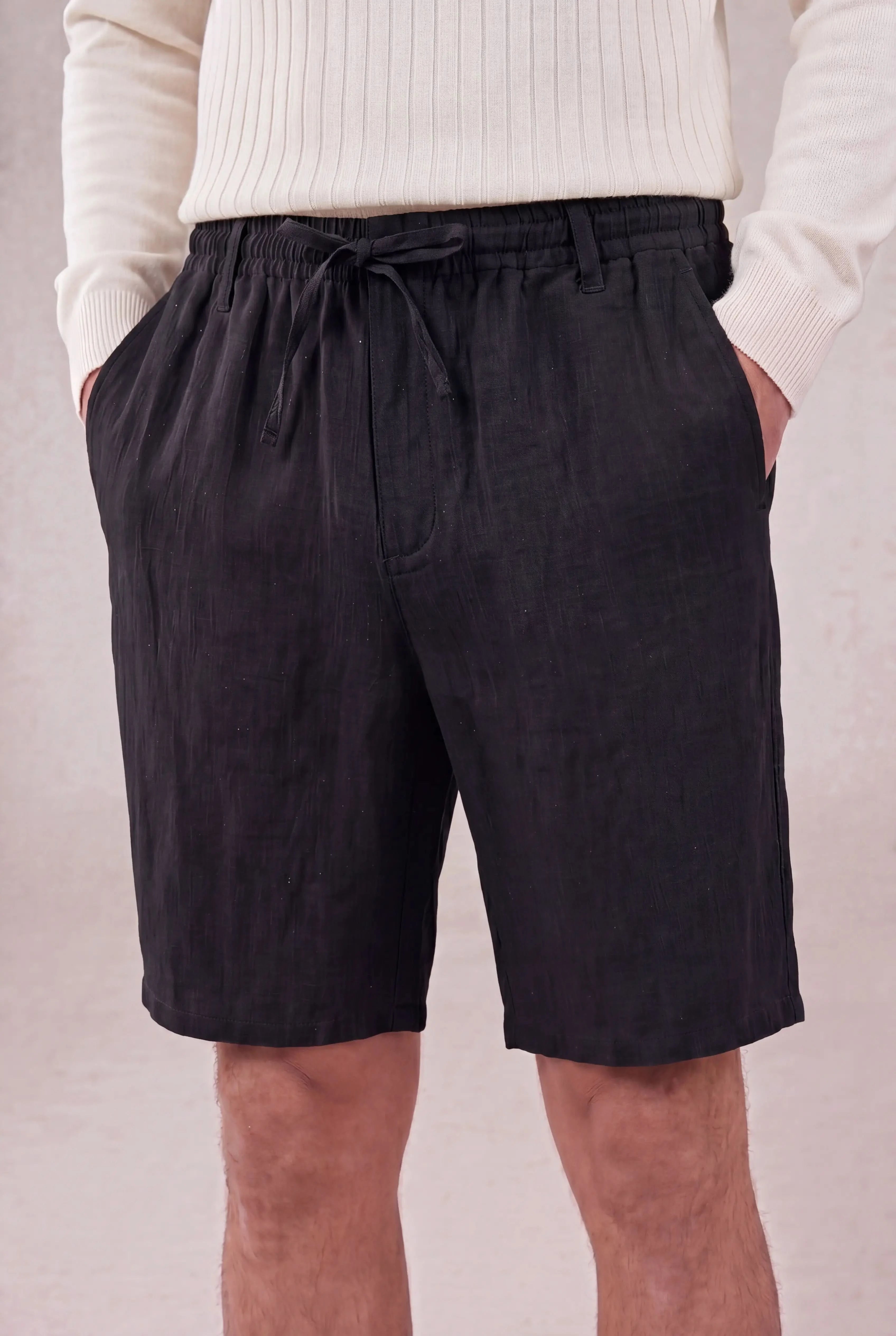 Rosvaro Linen Shorts Black
