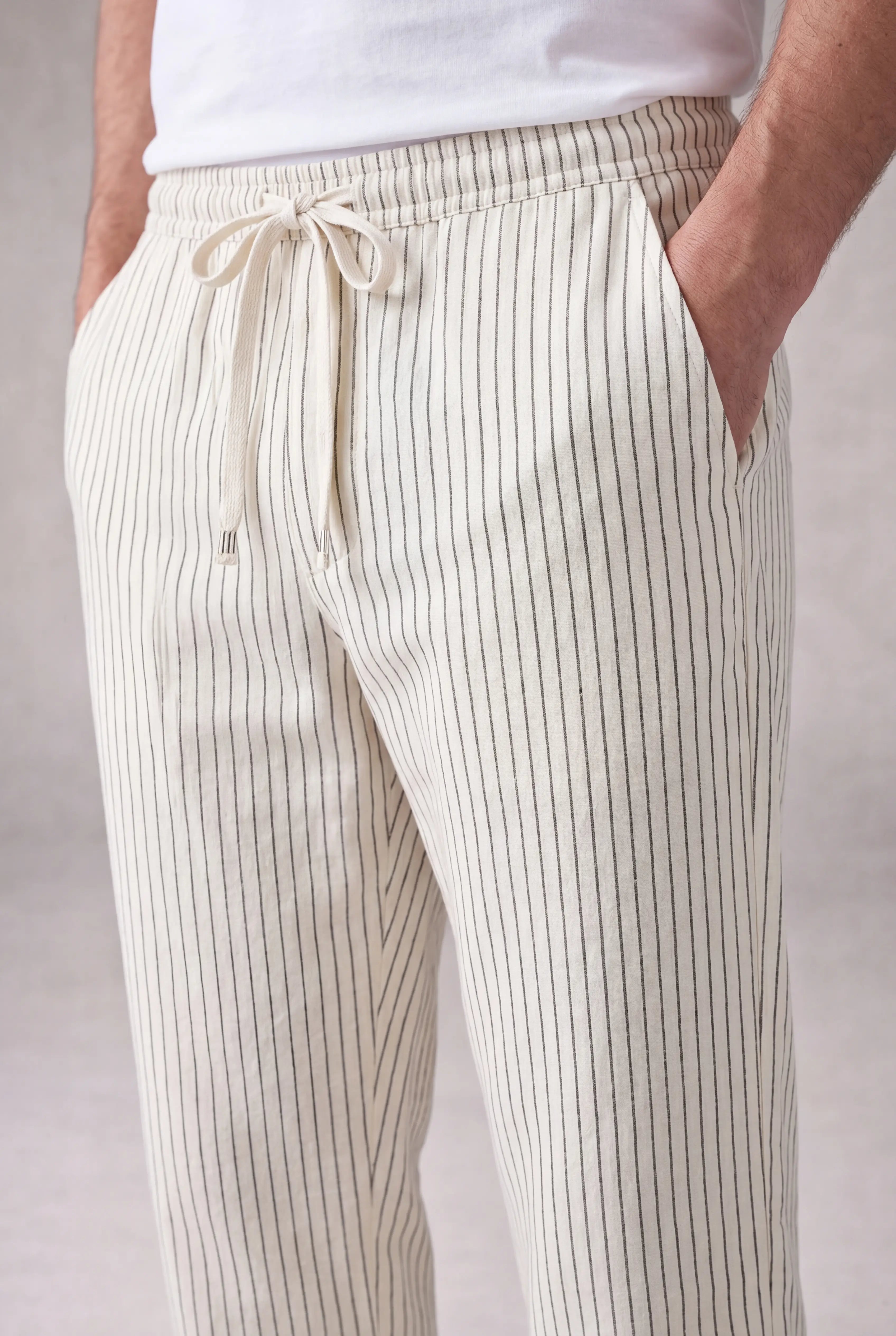 Nervino Striped Linen Trousers Beige