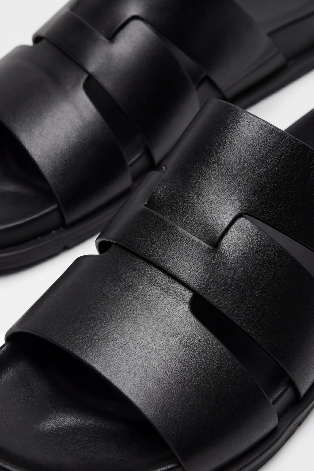 Marcello Slides Black