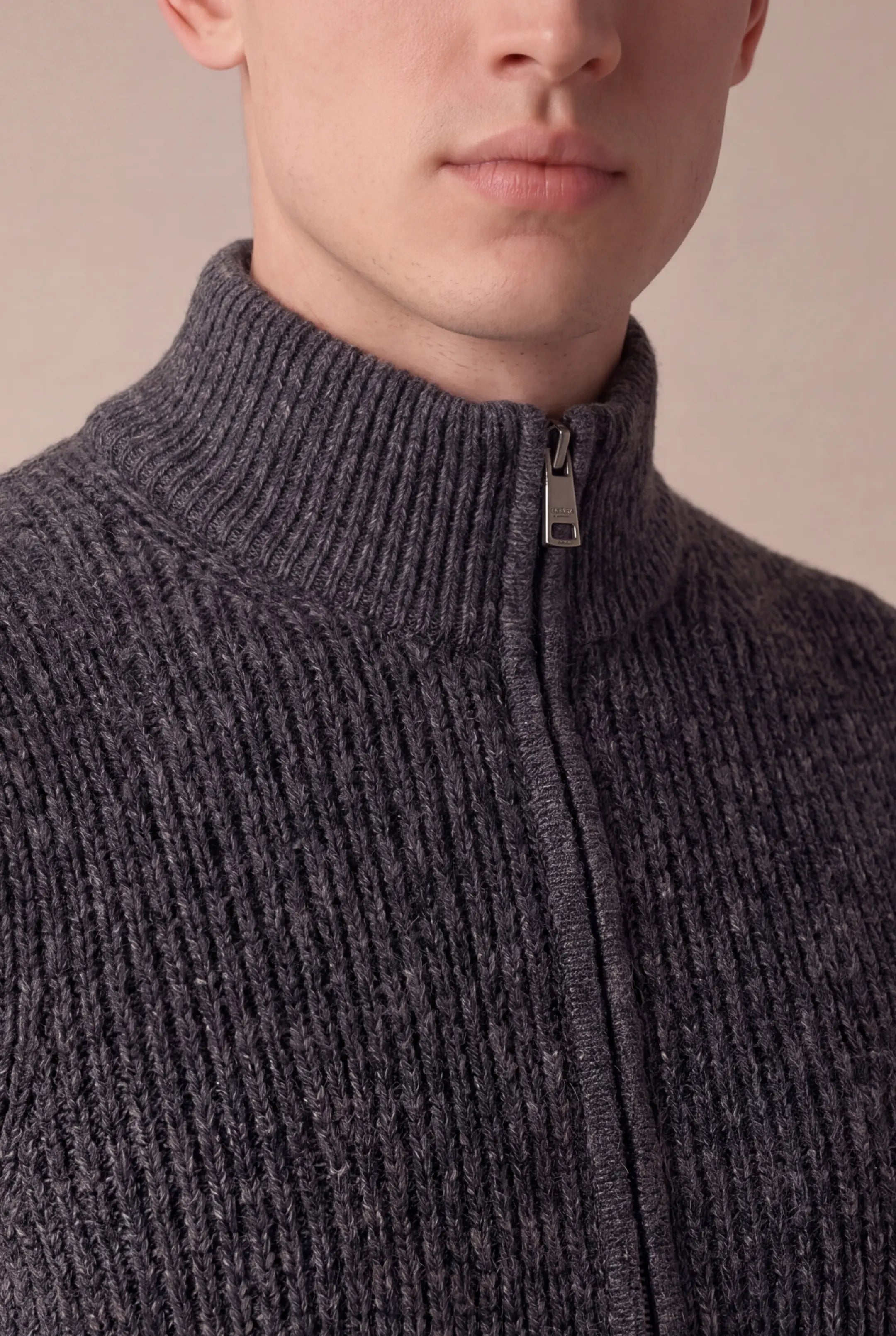Grendaro Merino Knit Vest Dark Grey
