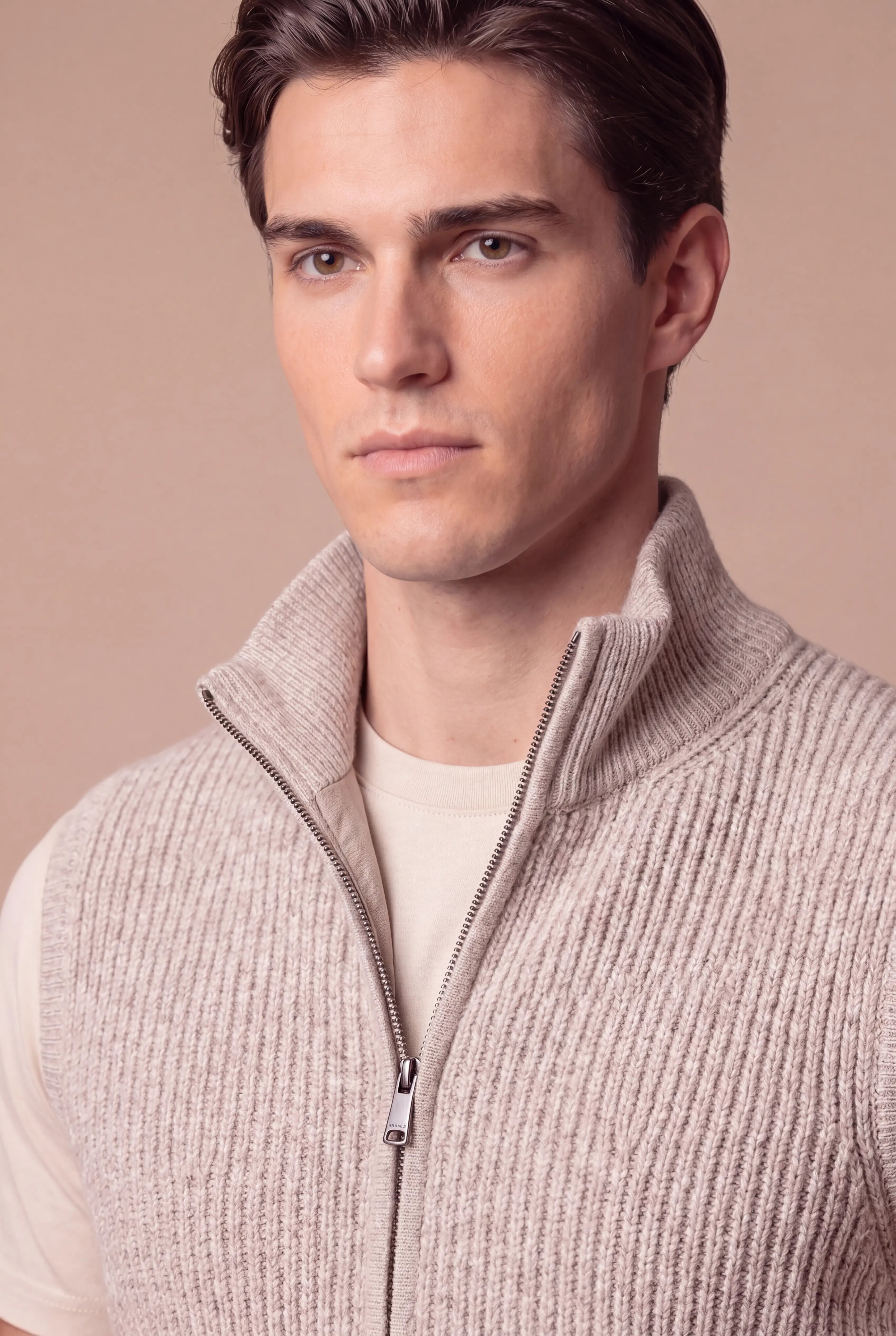 Grendaro Merino Knit Vest Oatmeal