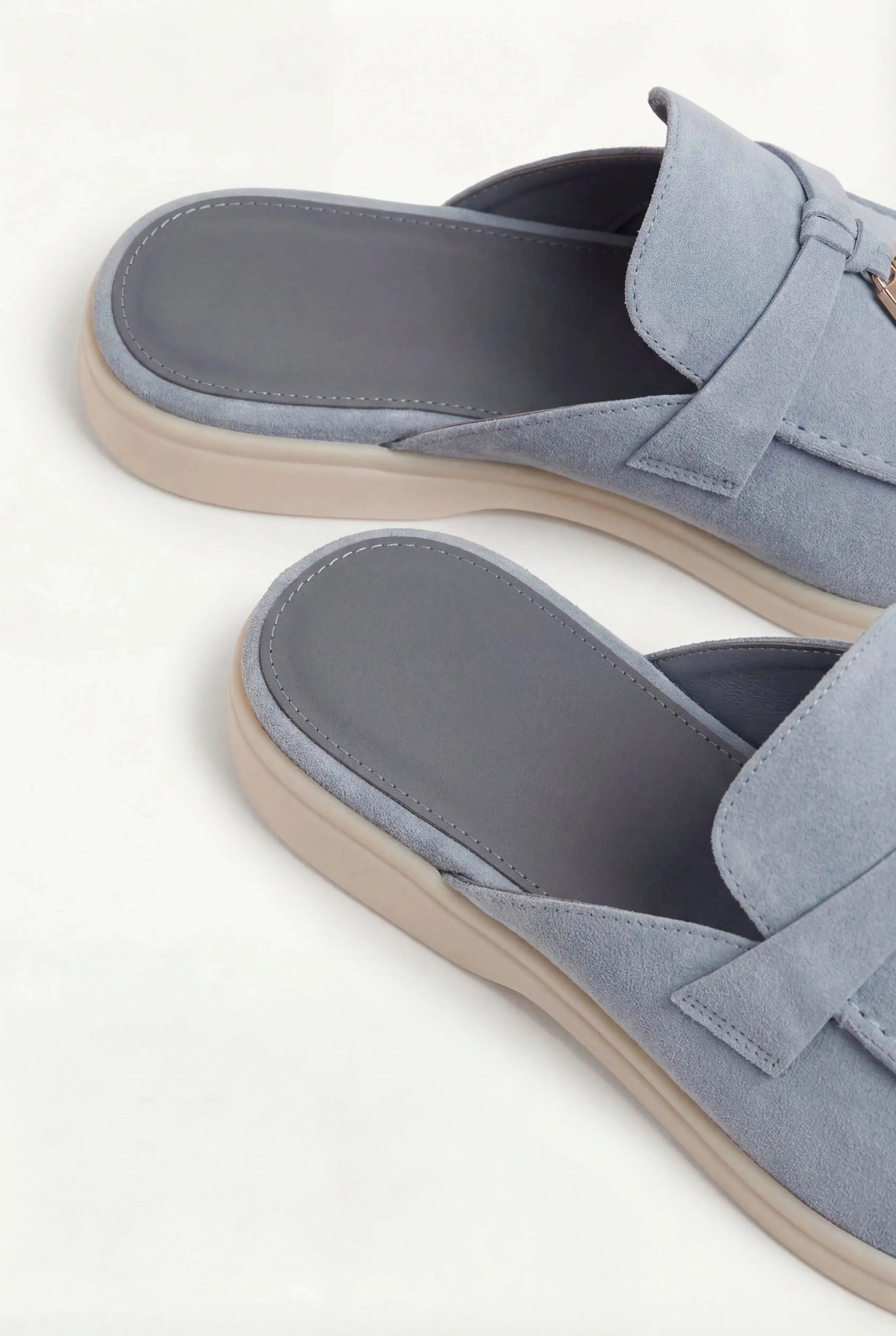 Suède Baby Blue Explorer Mule
