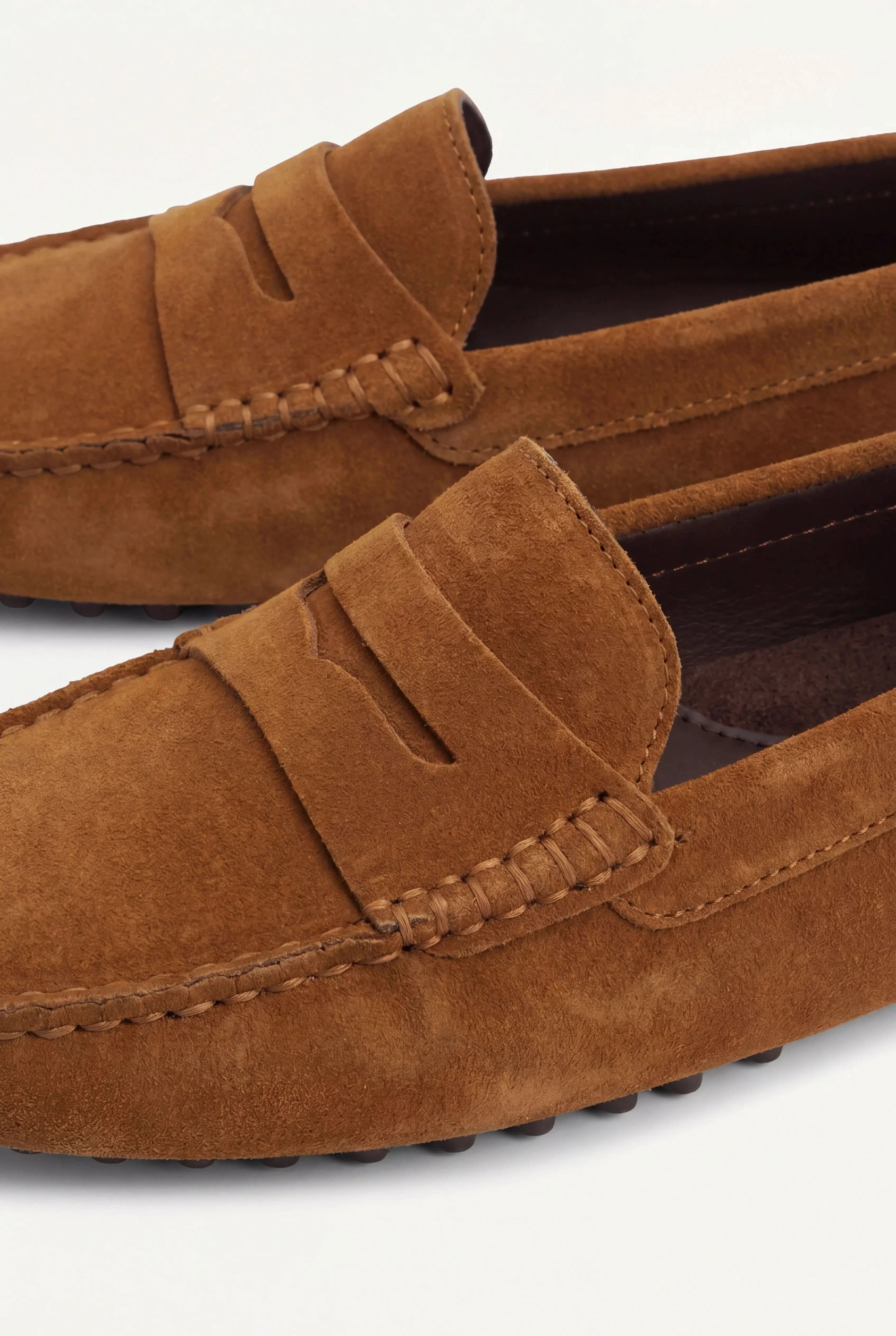 Voyager Caramel Classic Loafer