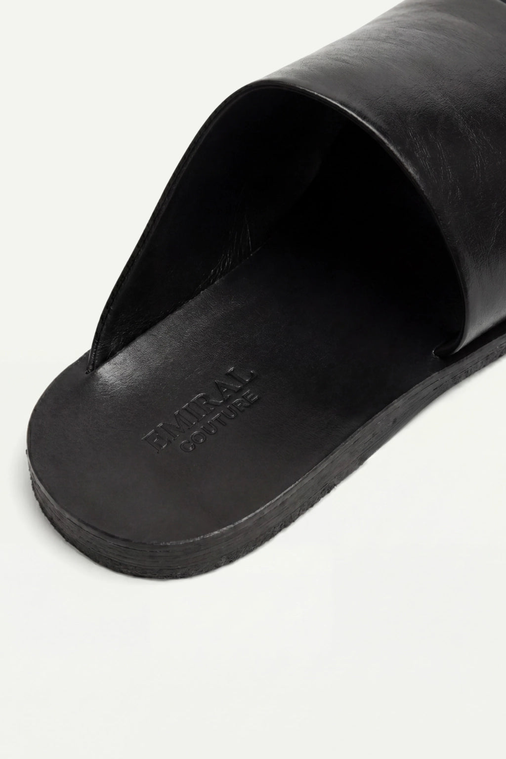 Luciano Slides Black