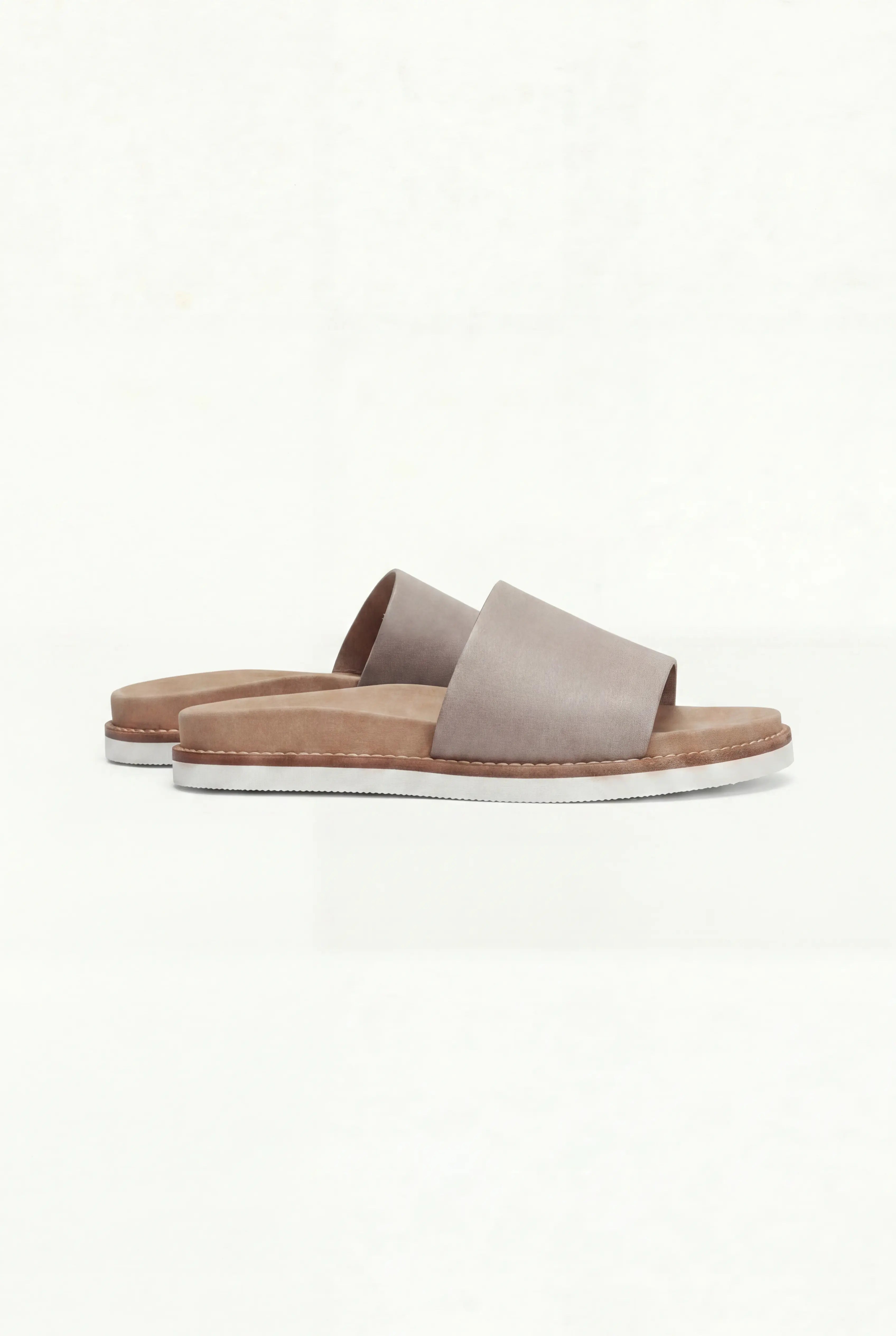 Nervaro Leather Slide Apricot