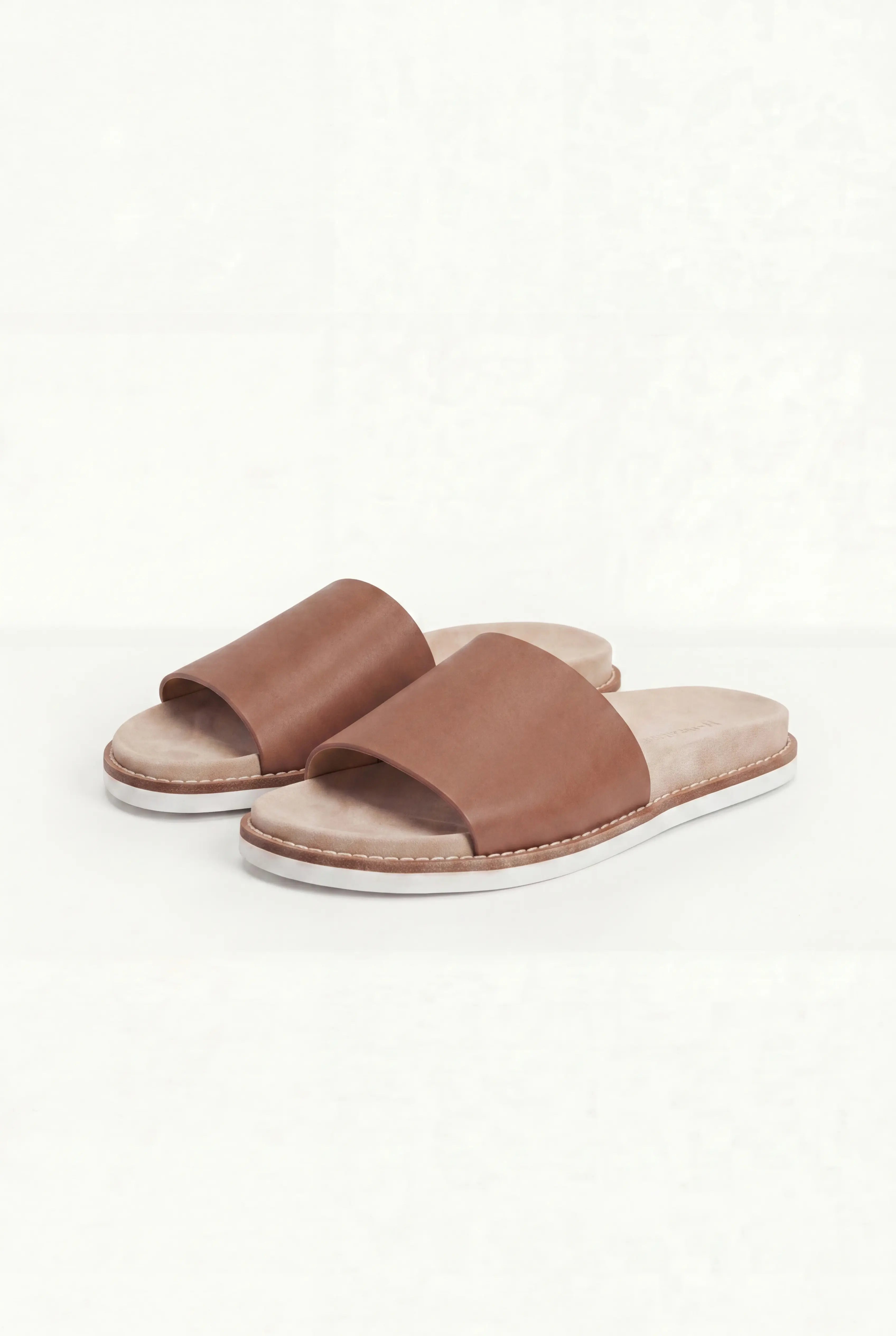 Nervaro Leather Slide Brown