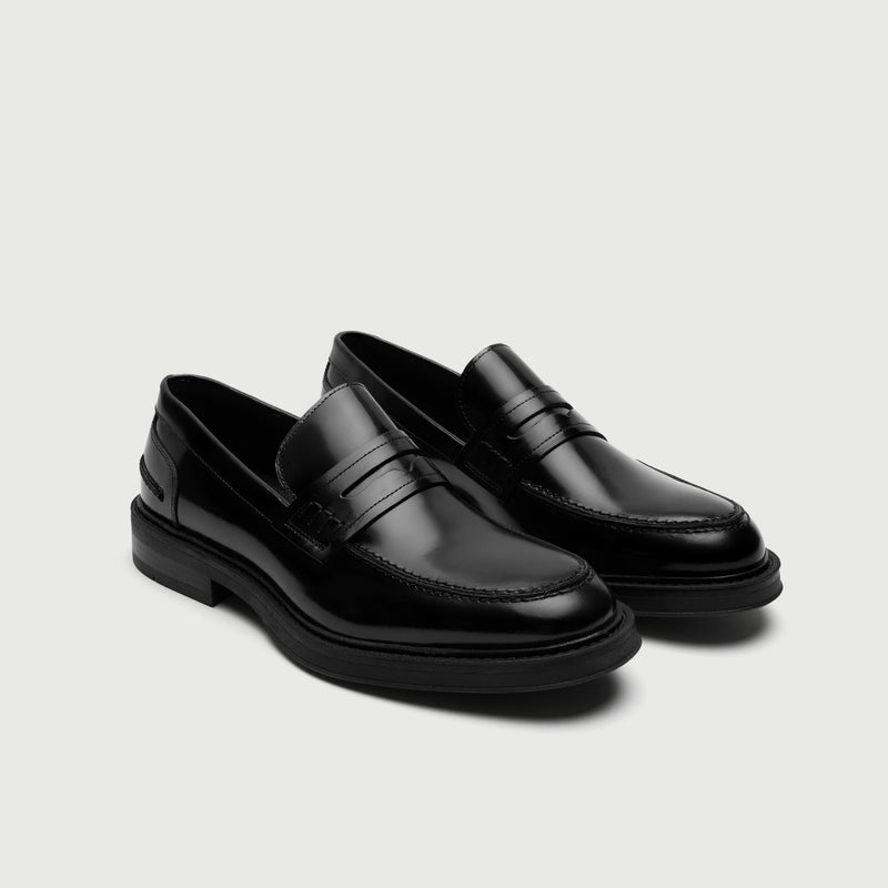 Black Leather Parsons Saddle Loafer