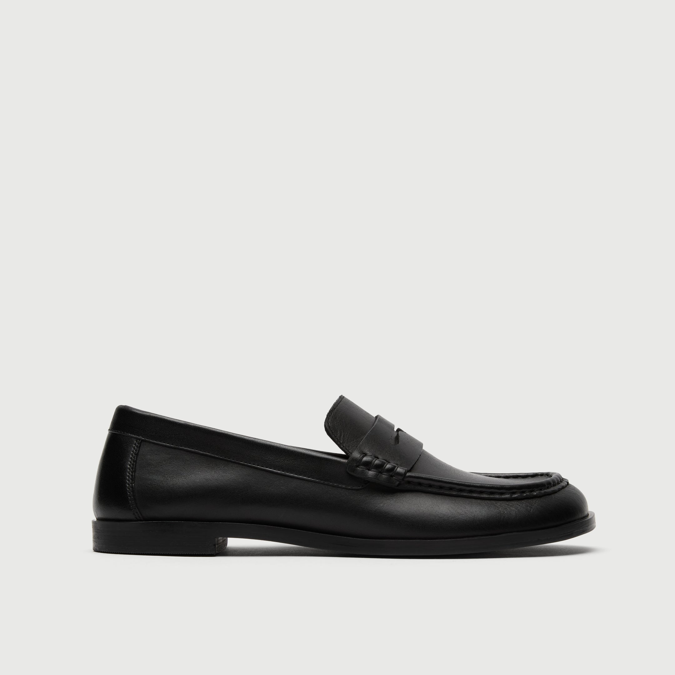 Black Leather Saddle Loafer