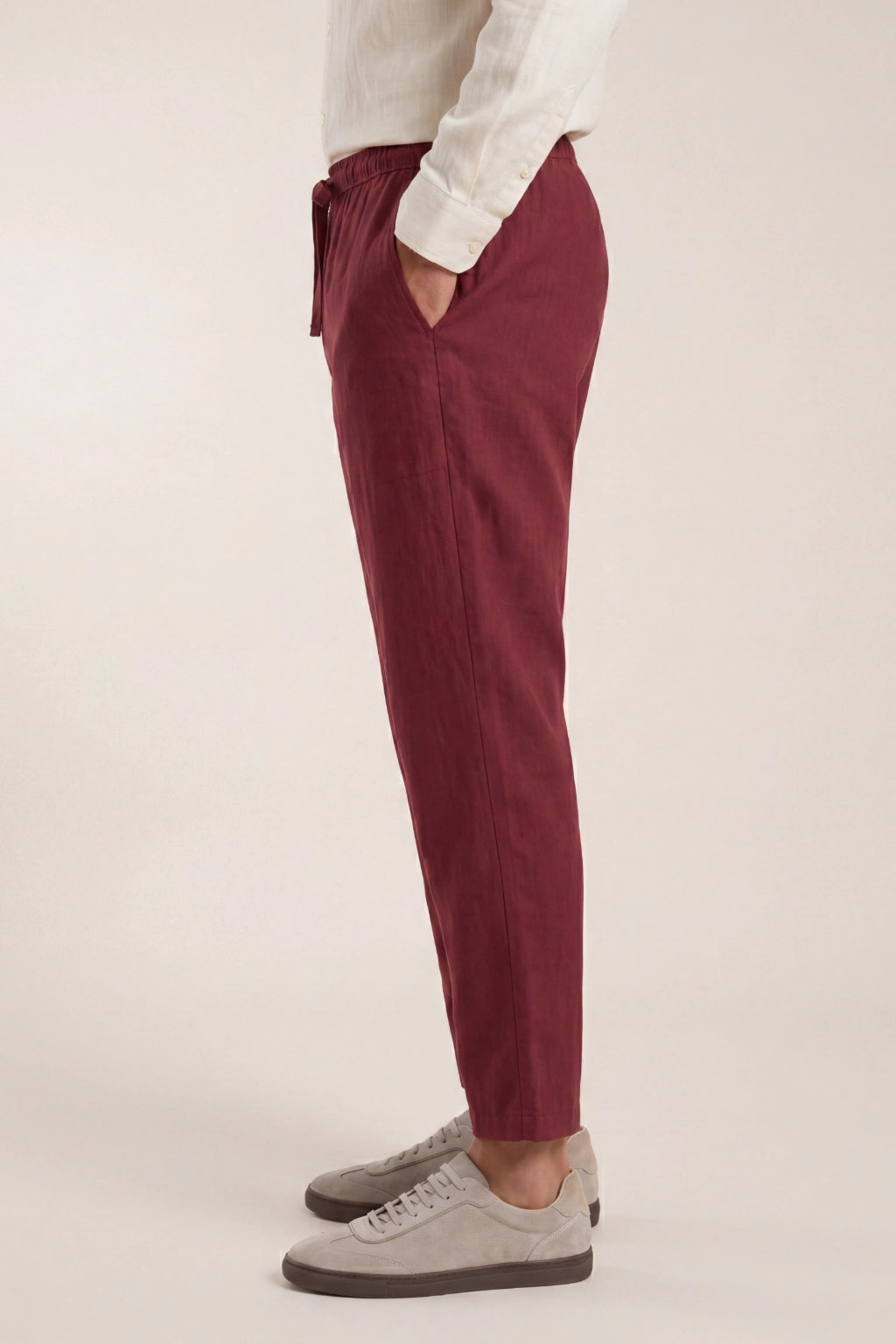 Belvaro Linen Trousers Red