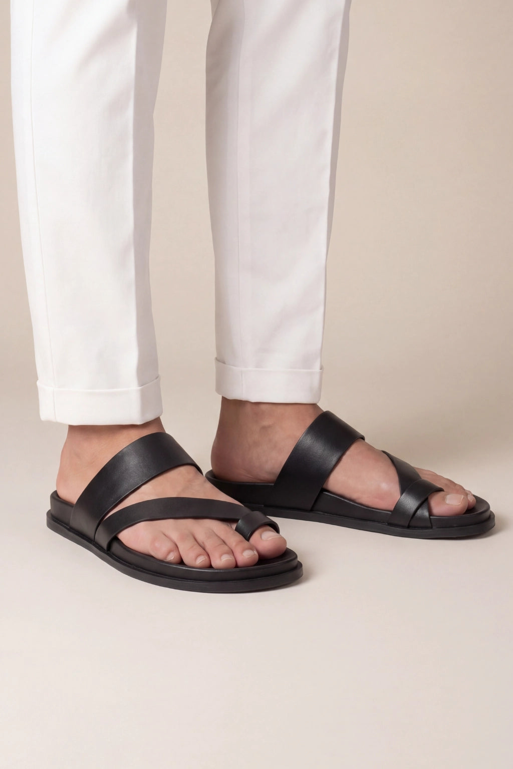 Vincenzo Slides Black