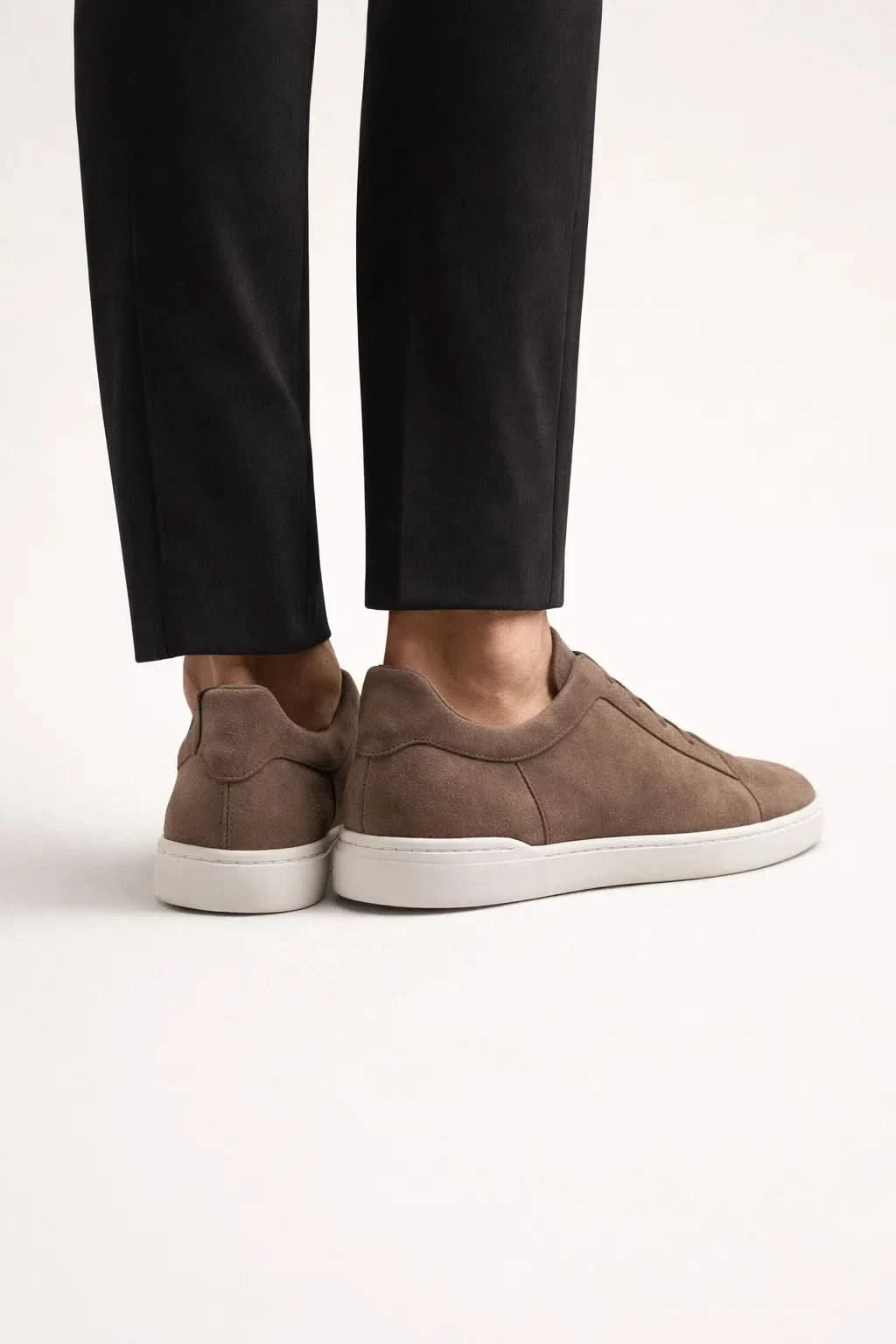 LORVANO™ Suede Sneaker – Khaki