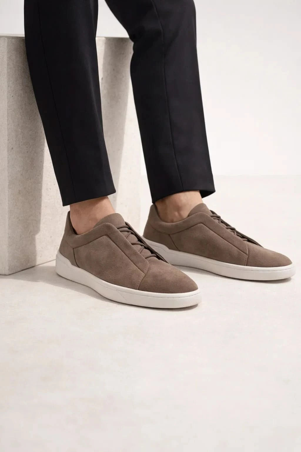 LORVANO™ Suede Sneaker – Khaki