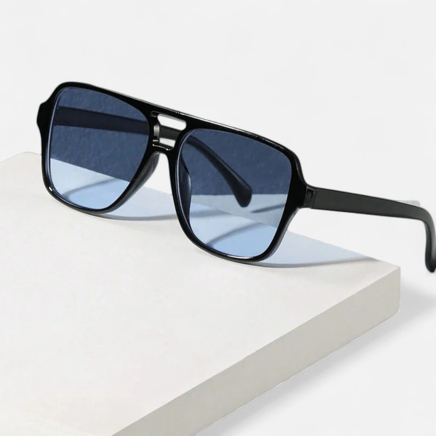 The Gentleman’s Brand | Square-Frame Sunglasses – Men’s Acrylic Summer Shades with UV400 Protection and Lightweight Design