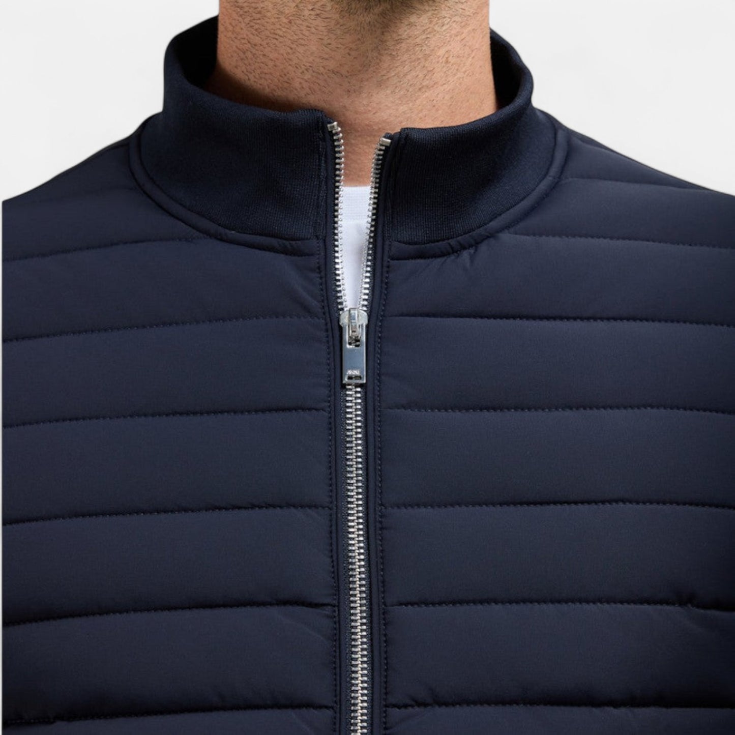 The Gentleman’s Brand | The Quilted Hybrid Jacket – Contemporary Warmth, Tailored Function