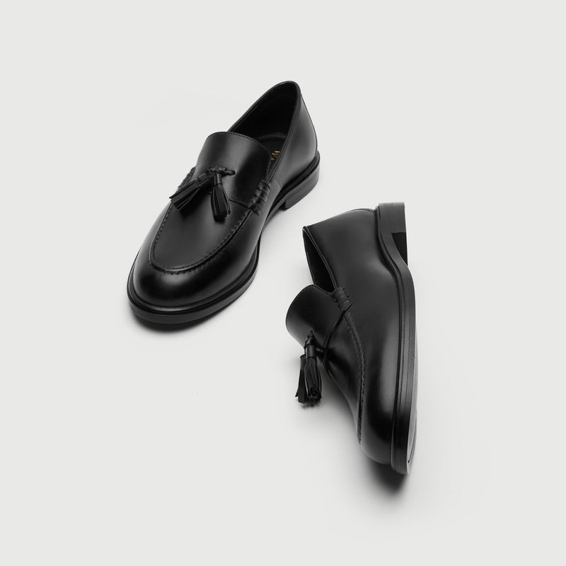 Black Leather Tassel Loafer