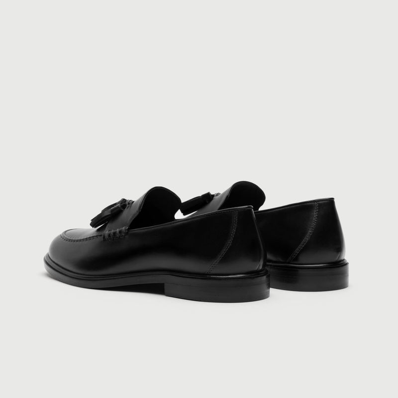 Black Leather Tassel Loafer