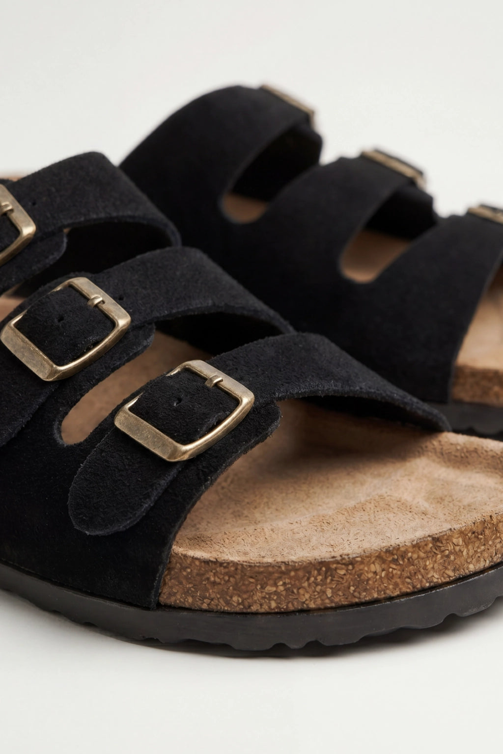 Federico Slides Black