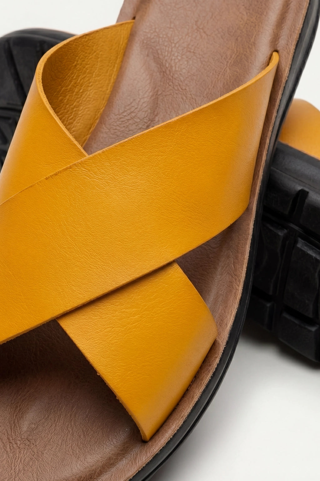 Romeo Slides Yellow
