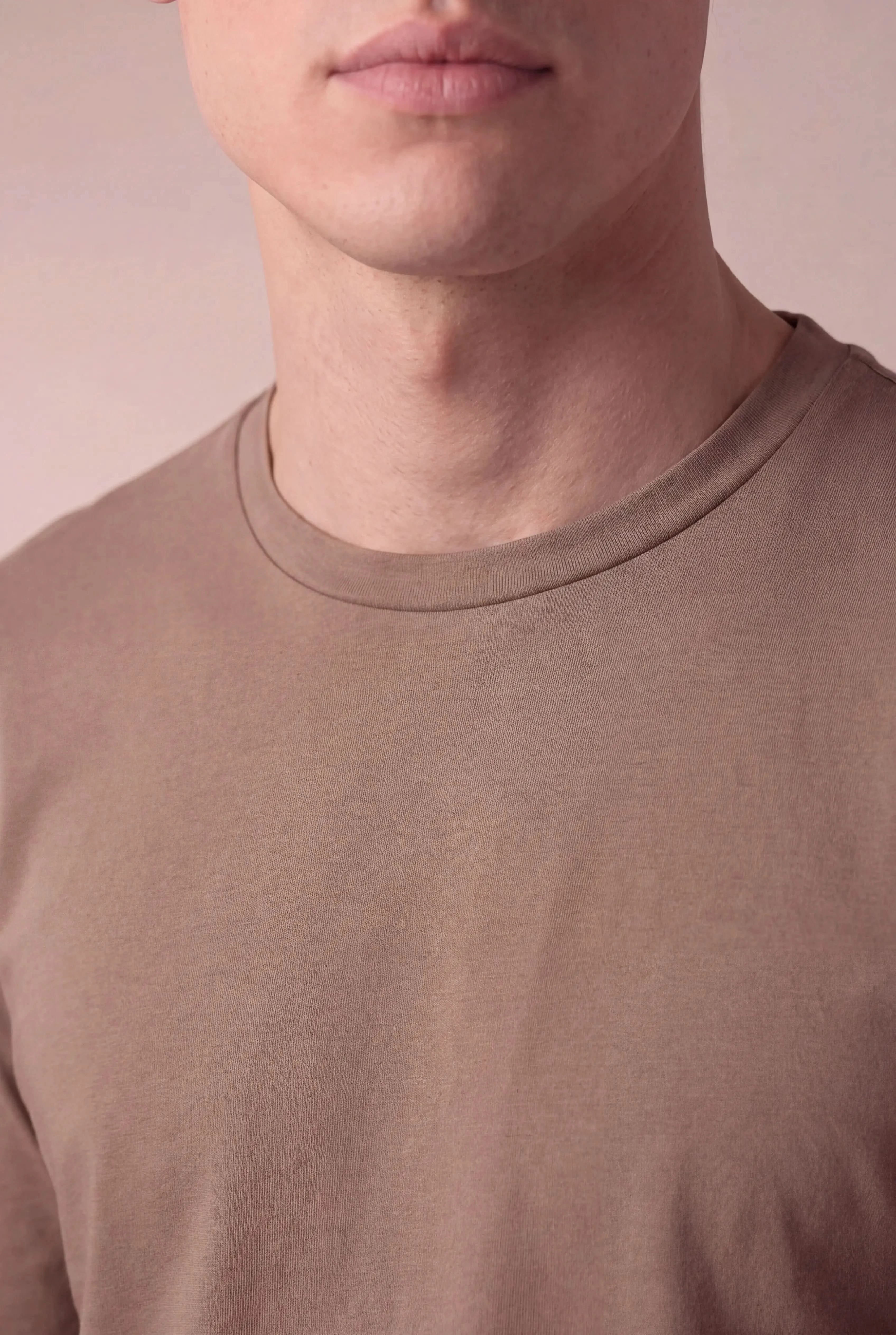Tivano Long Sleeve Tee Taupe