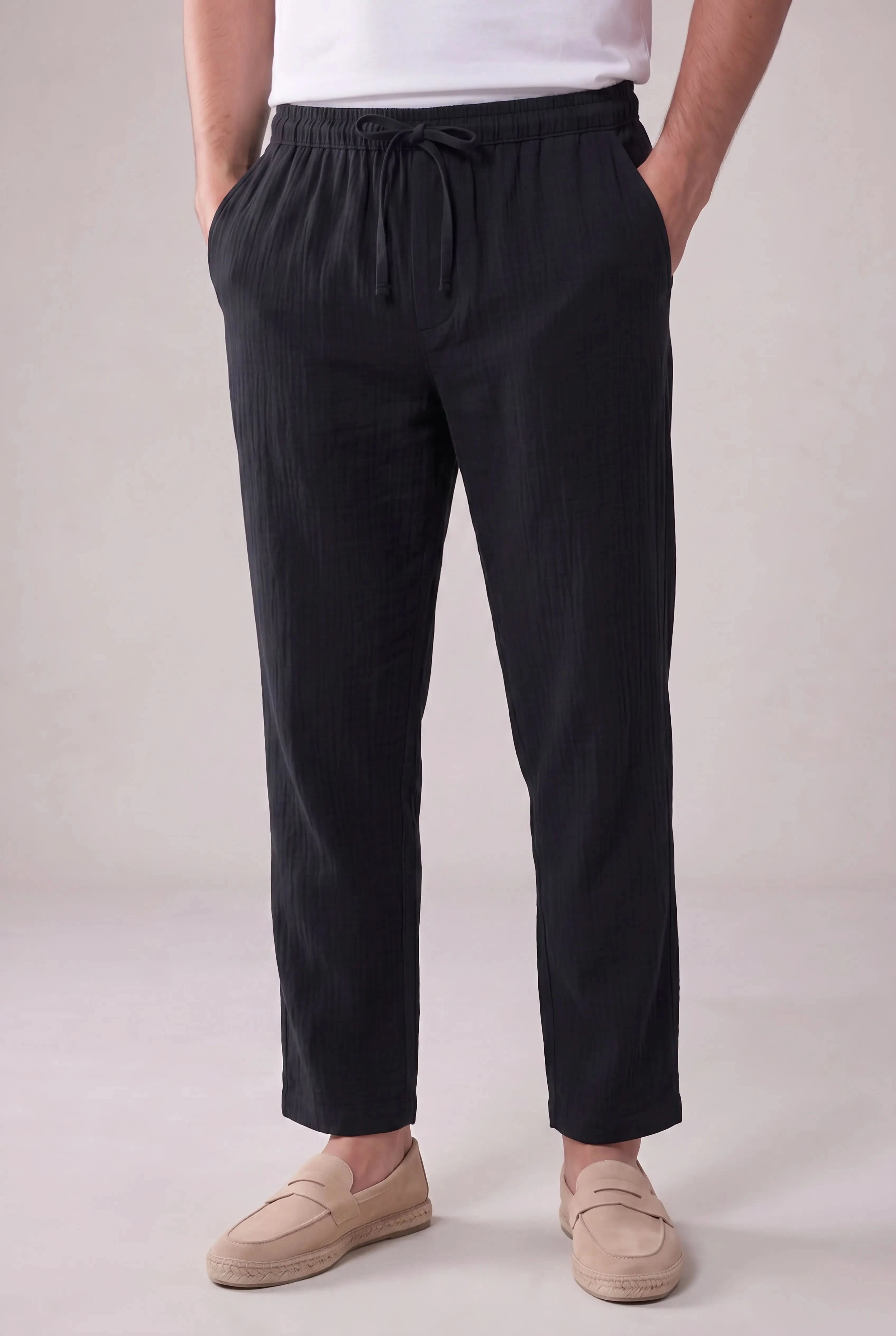 Belvaro Linen Trousers Black