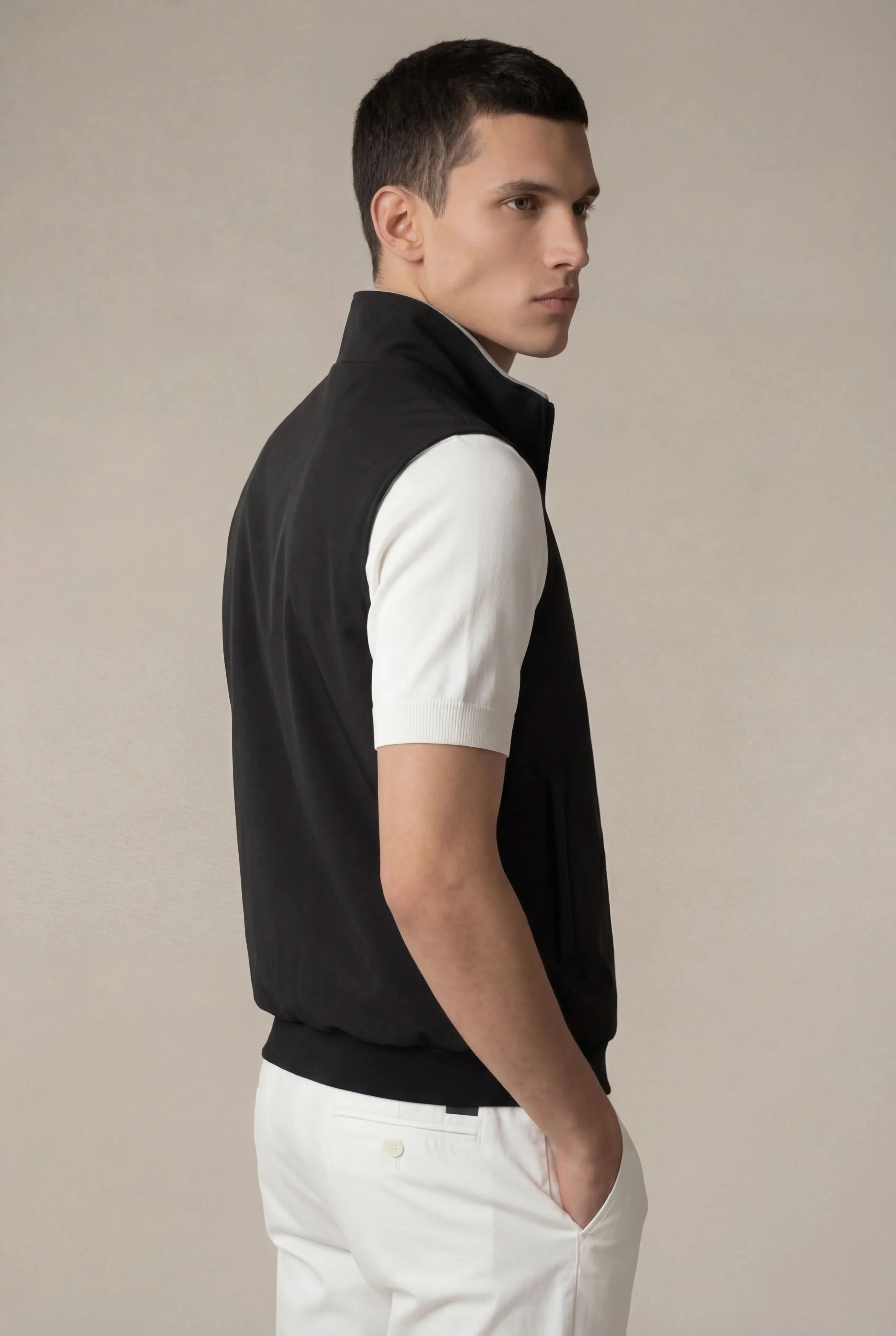 Widion City Onyx Body Warmer
