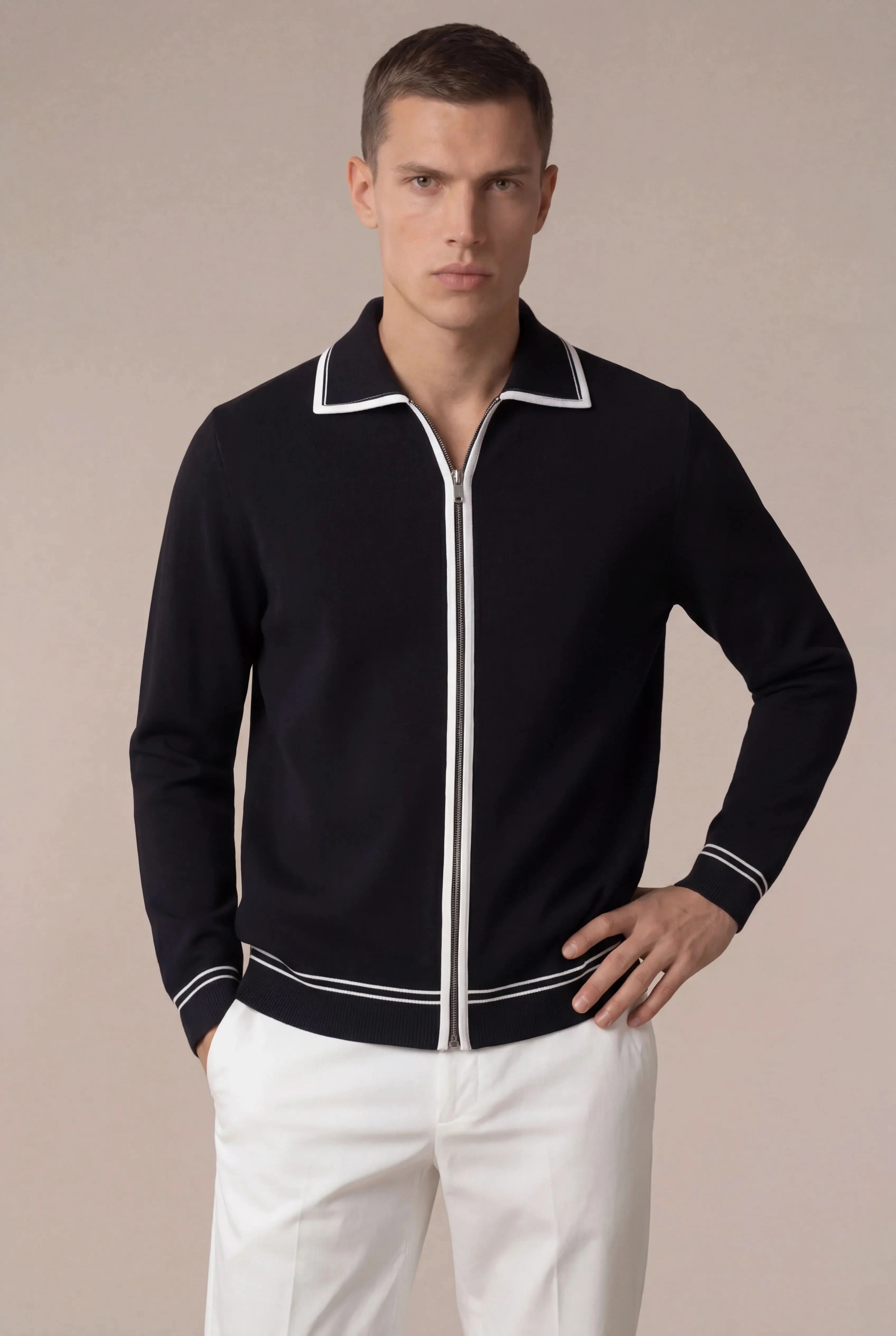 Carveli Classic City Zip Up Black