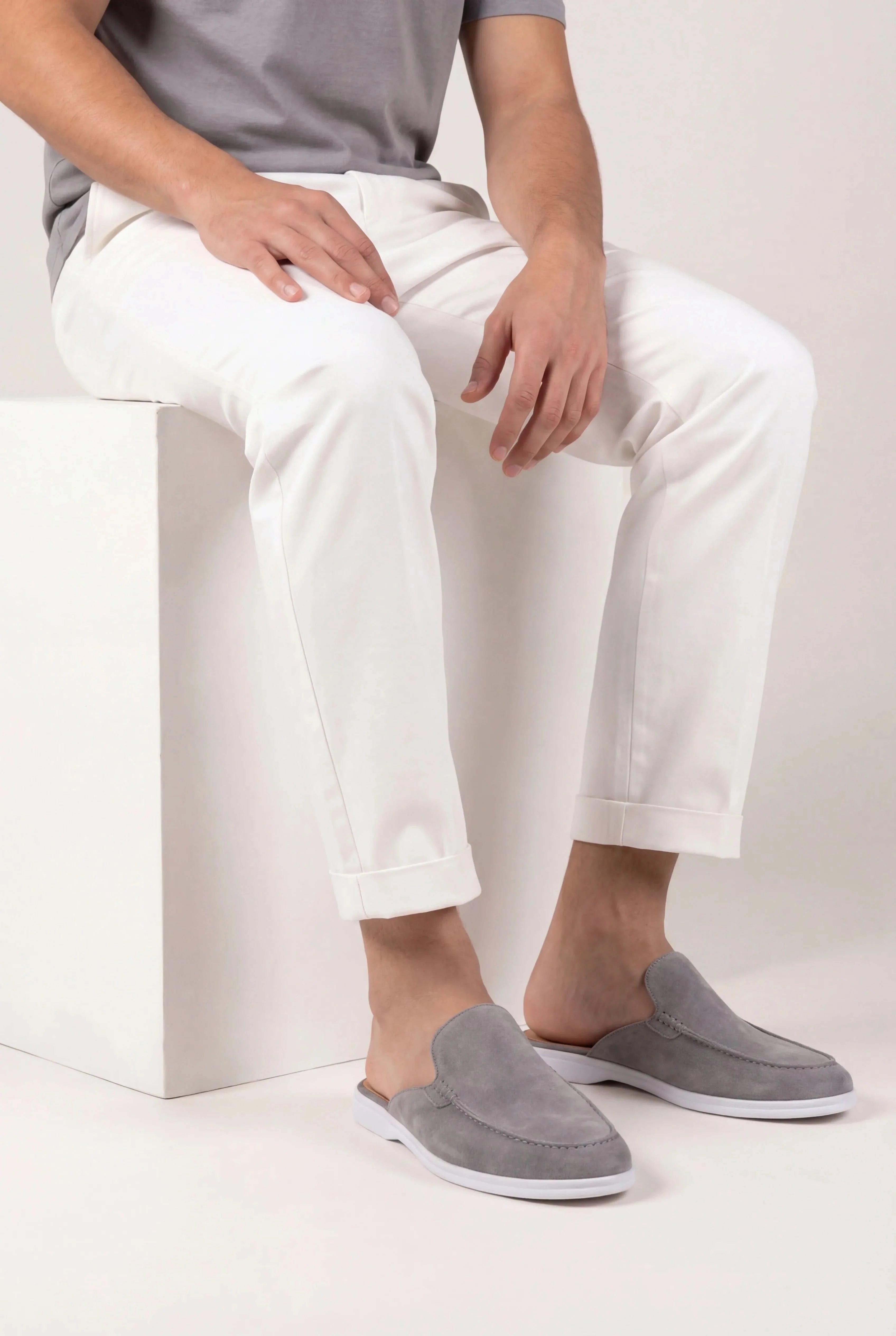 Suède Yacht Mule Grey
