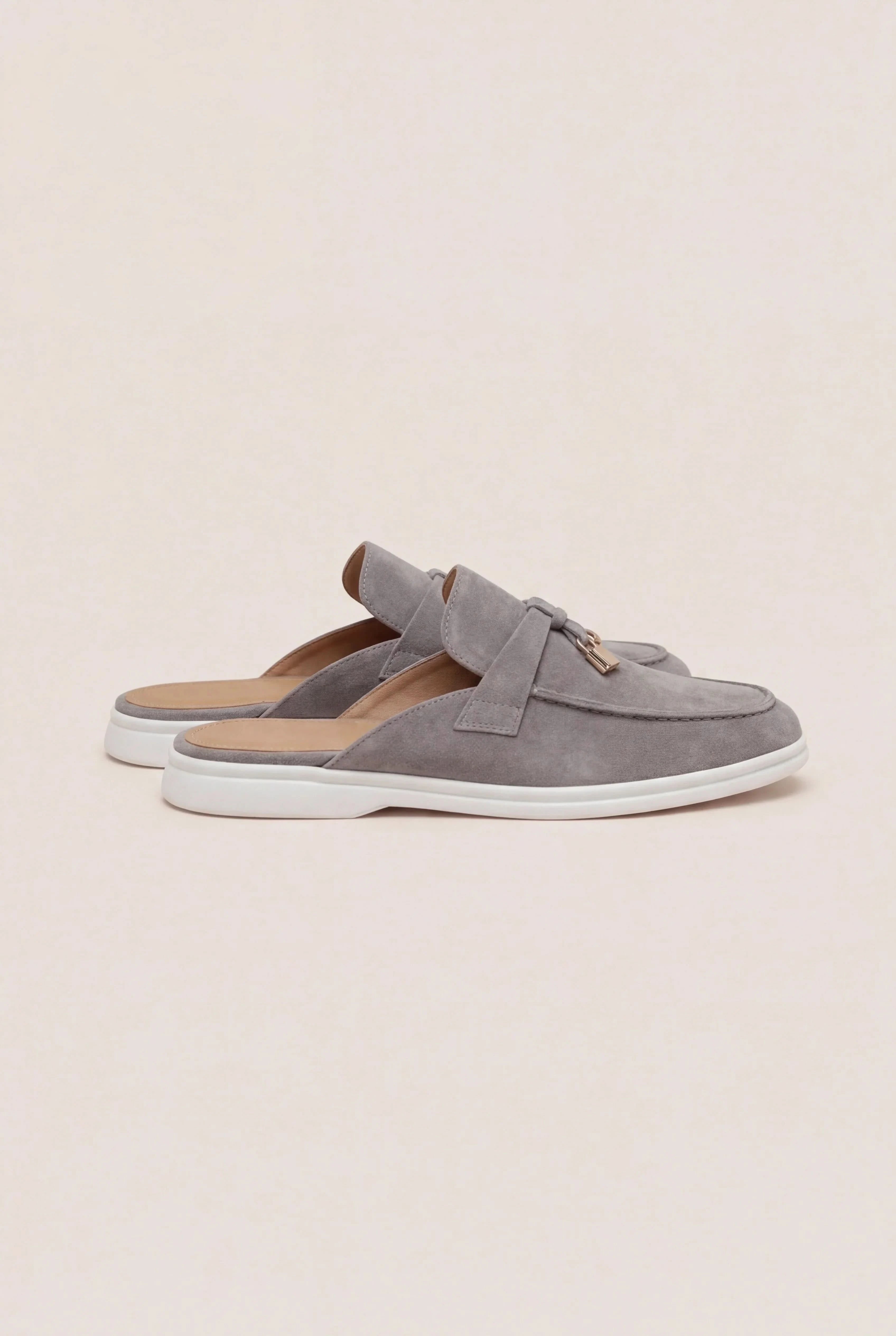 Light Grey Explorer Mule