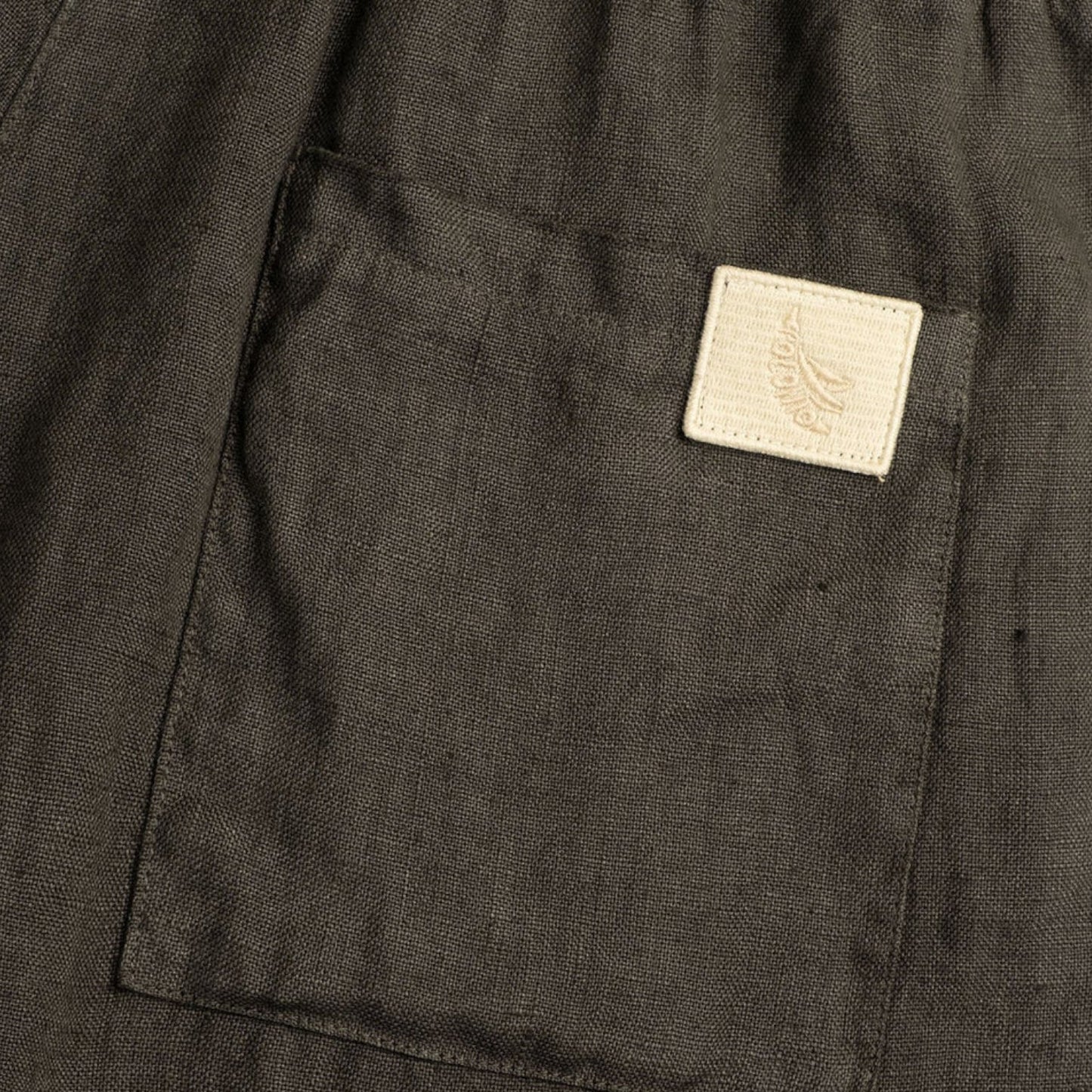 The Gentleman’s Brand | Linen Shorts – Seasonal Lightness, Tailored Ease