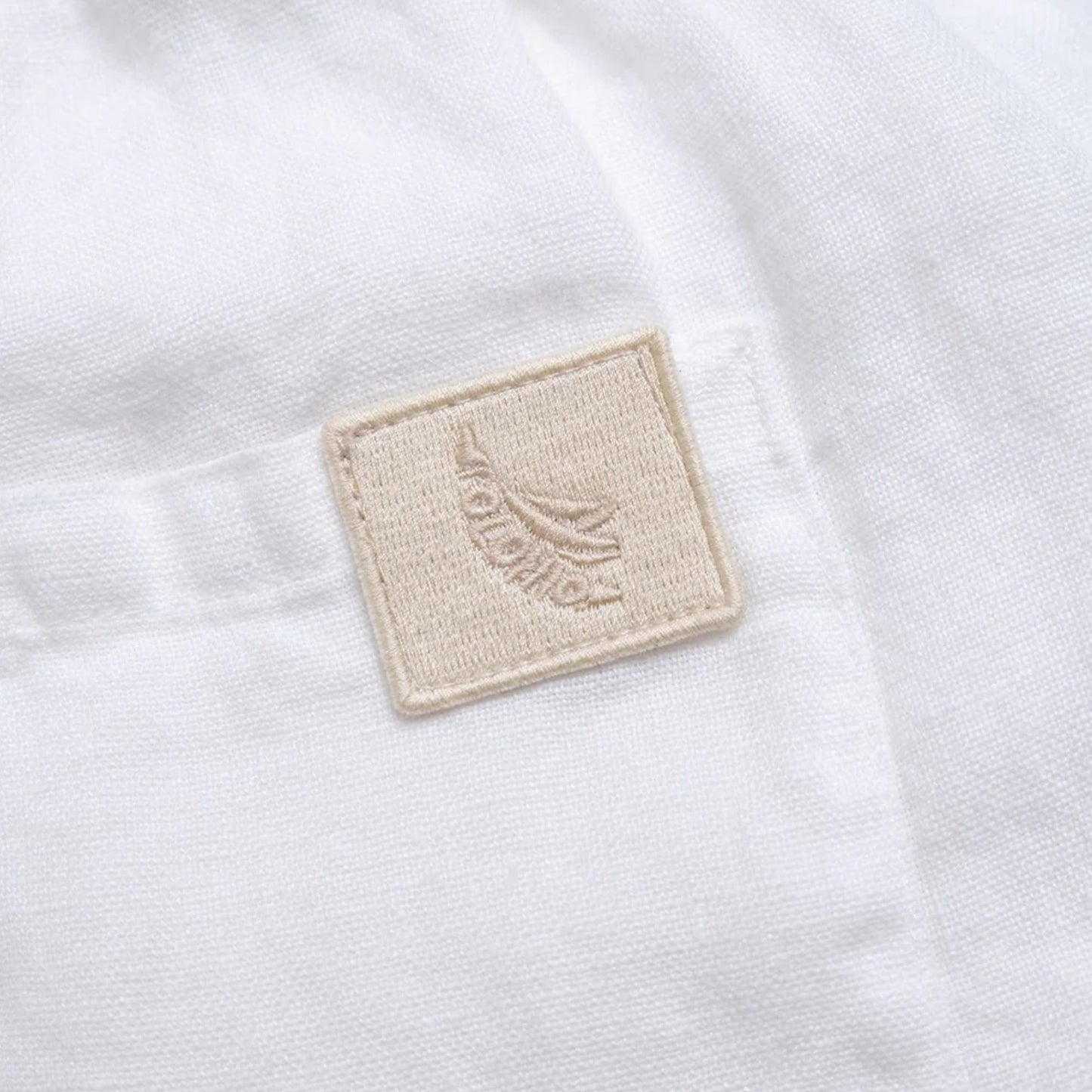 The Gentleman’s Brand | Linen Shorts – Seasonal Lightness, Tailored Ease