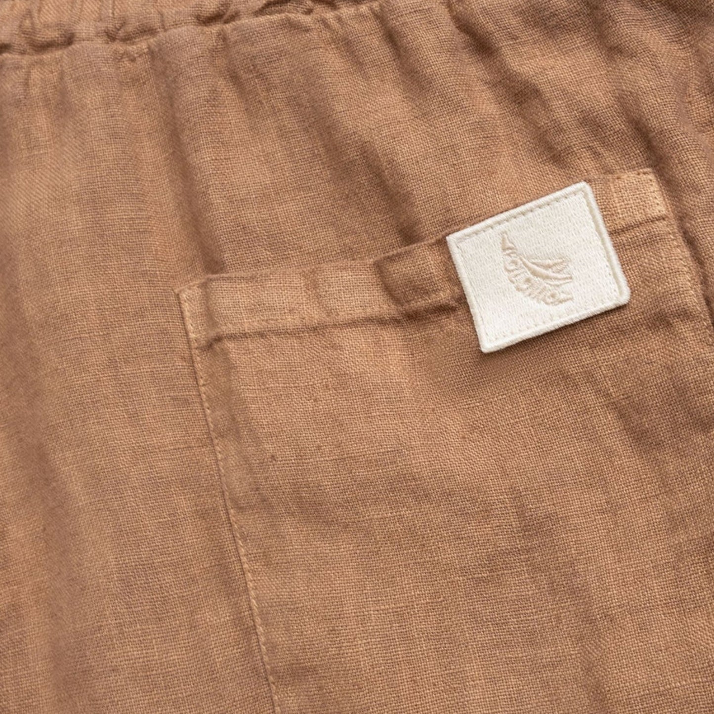 The Gentleman’s Brand | Linen Shorts – Seasonal Lightness, Tailored Ease