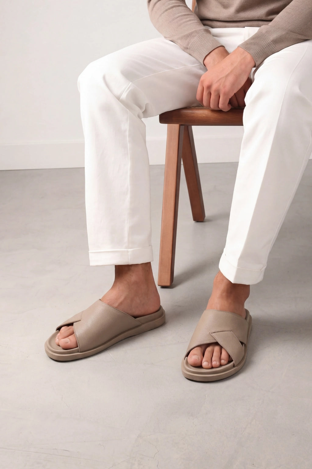 Alessio Slides Taupe