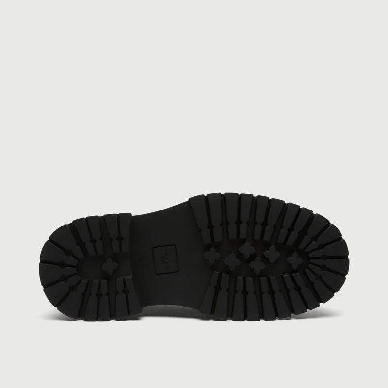 Black Leather Cleated Apron Shoe