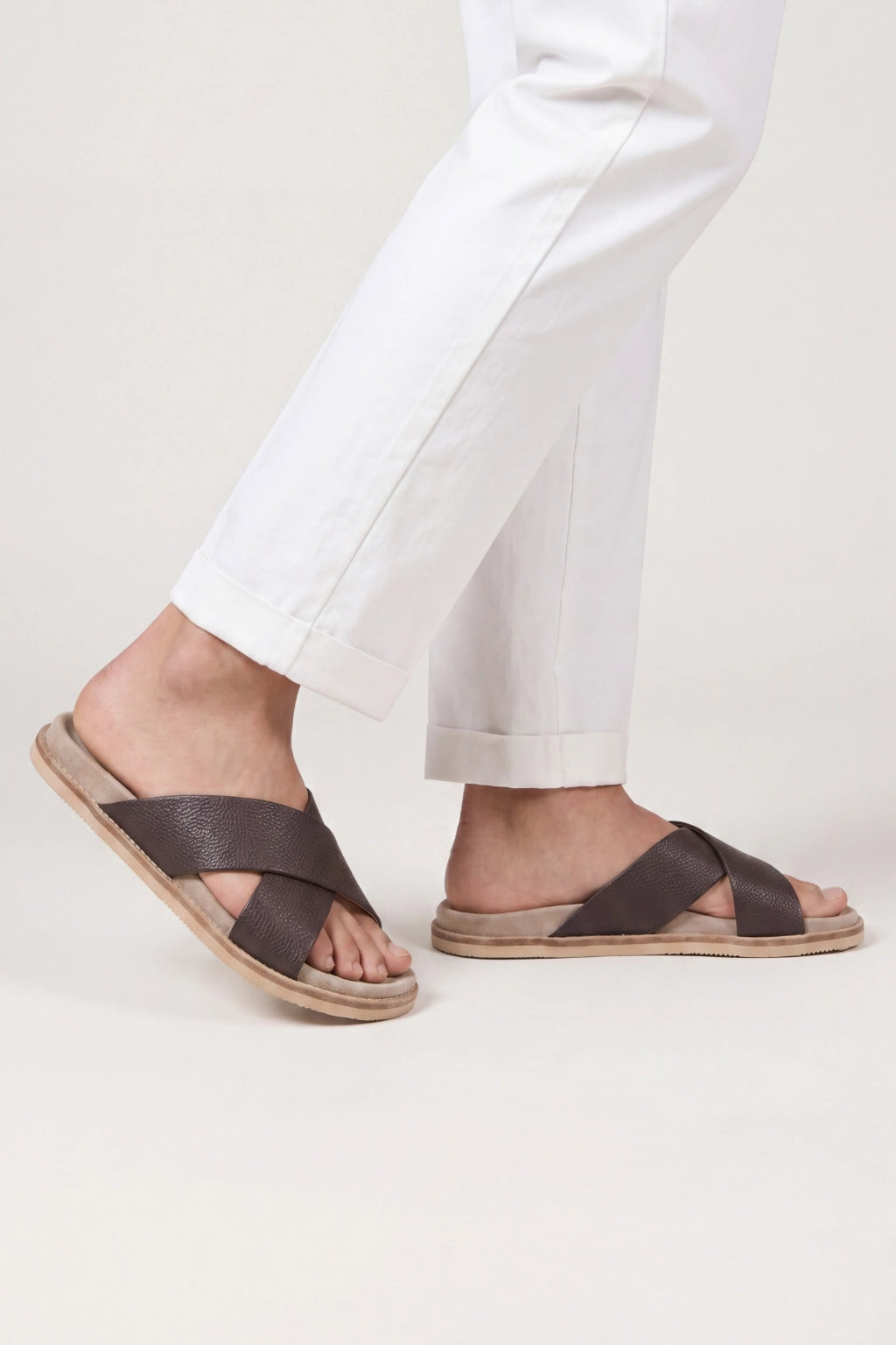 Brescaro Suède Cross Slide Dark Brown