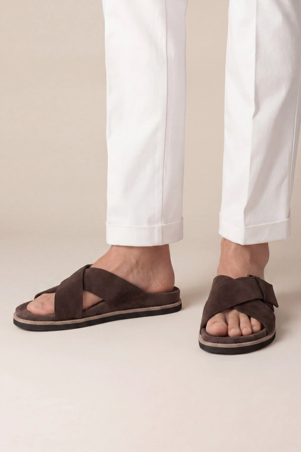 Riccardo Slides Taupe