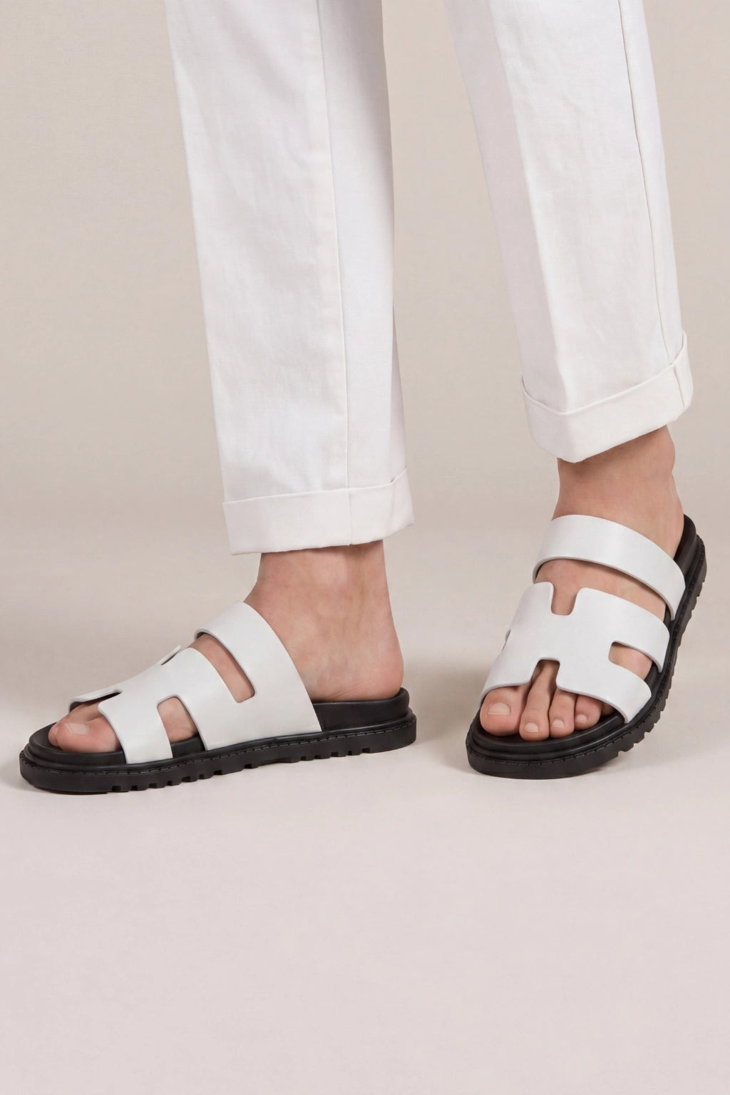 Alessandro Slides White