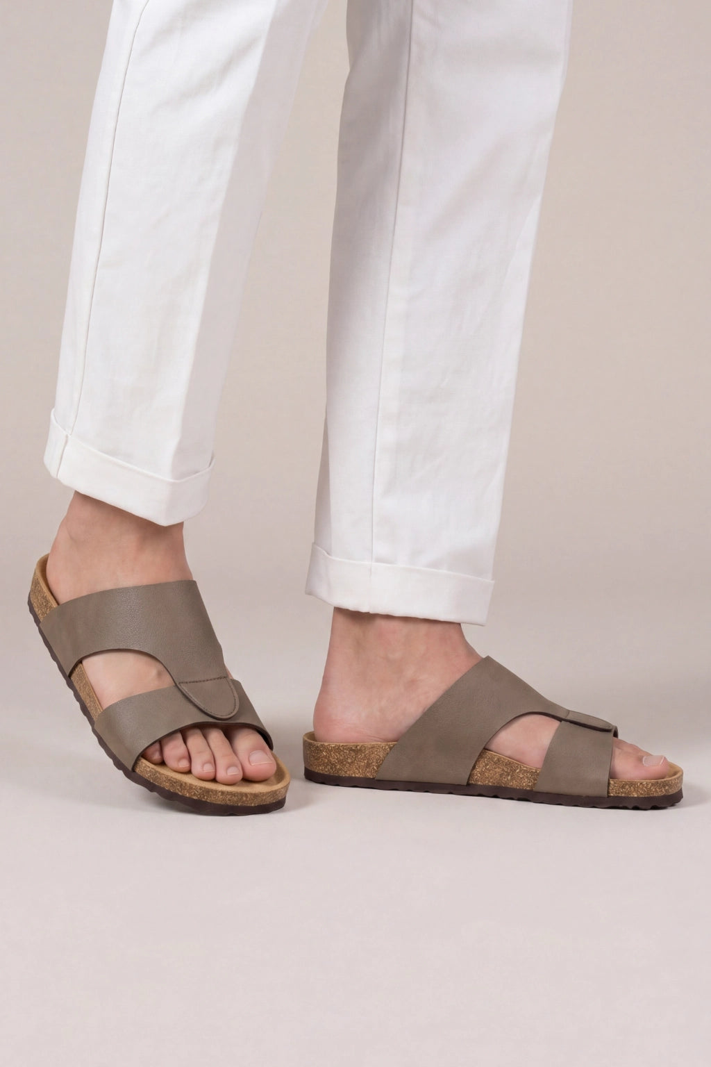Giancarlo Slides Taupe