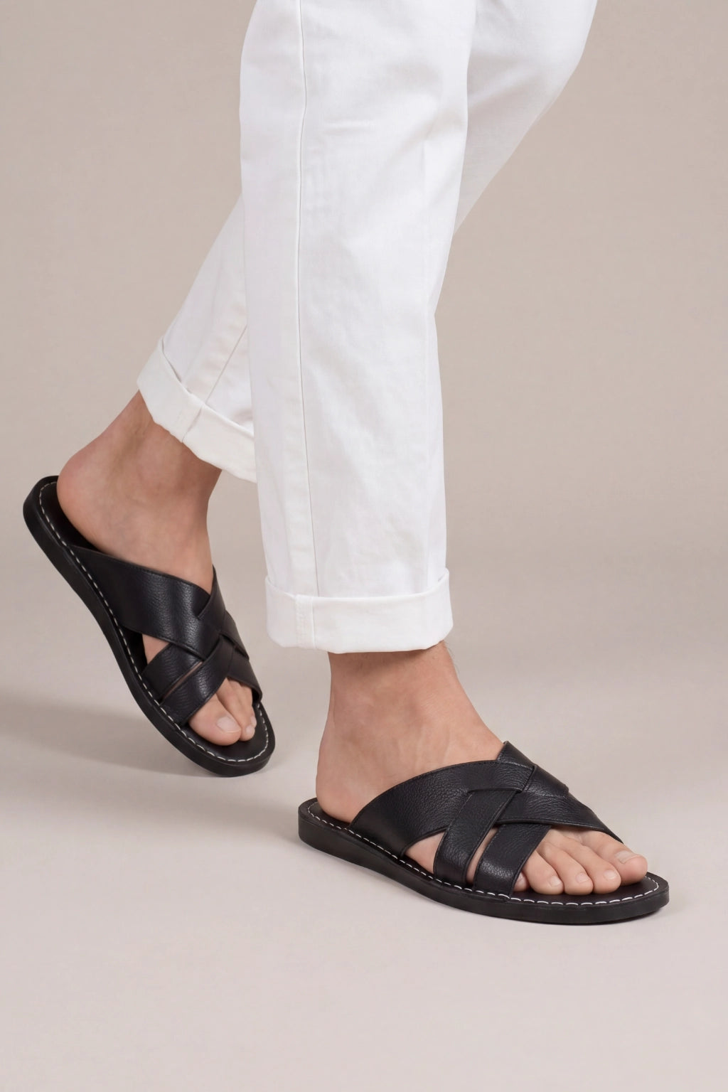 Raffaele Slides Black