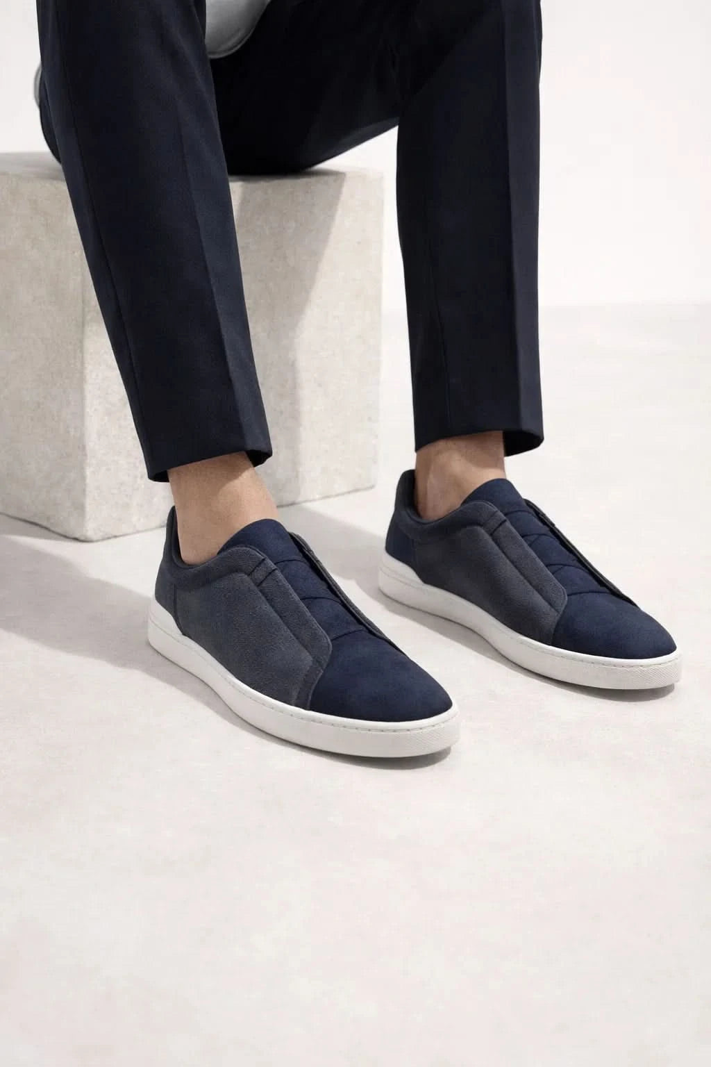 LORVANO™ Suede Sneaker – Deep Navy